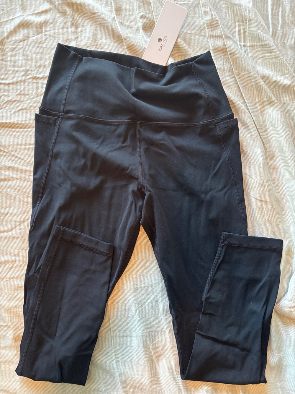 CRZ Yoga High-Waist Black Athletic Leggings with Side Pockets